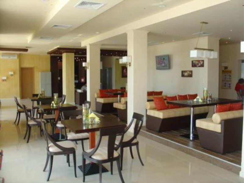 Golden Beach Aparthotel Slantchev Briag Extérieur photo